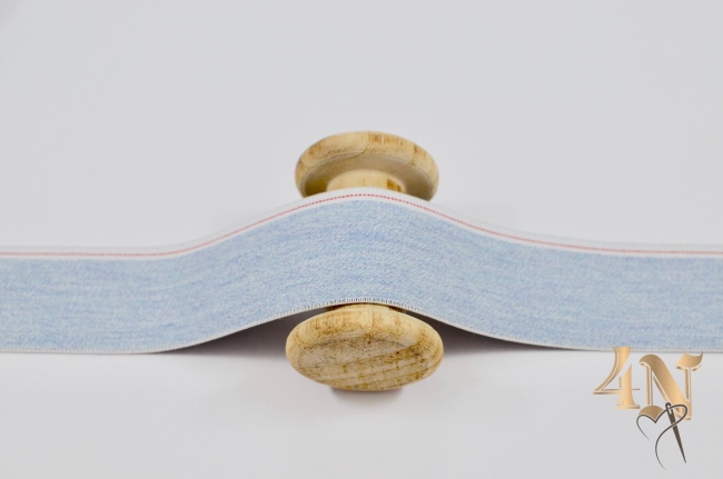 Gummi Jeans hellblau meliert mit weißem Rand 40 mm